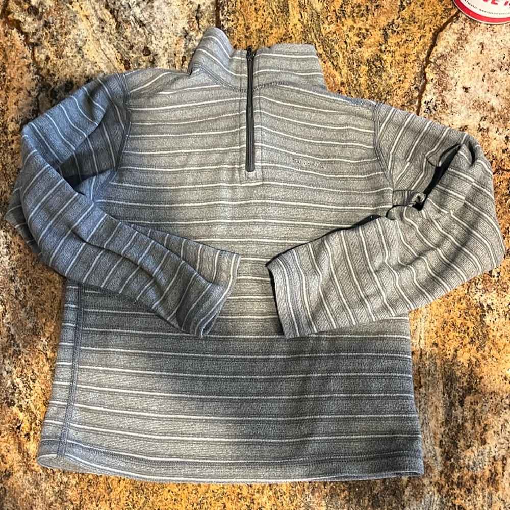 COPY - Patagonia 1/4 Zip mid-layer fleece
